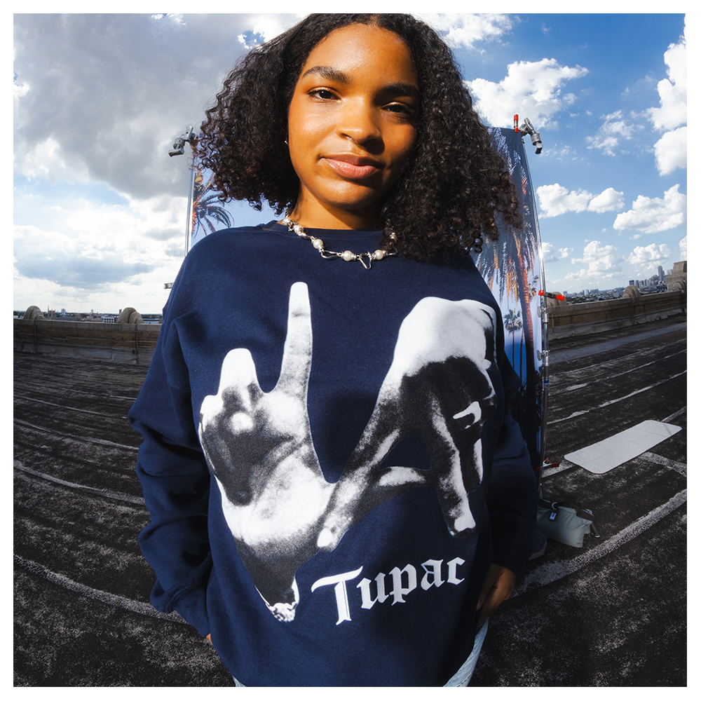 To Live and Die In LA Crewneck Model 2