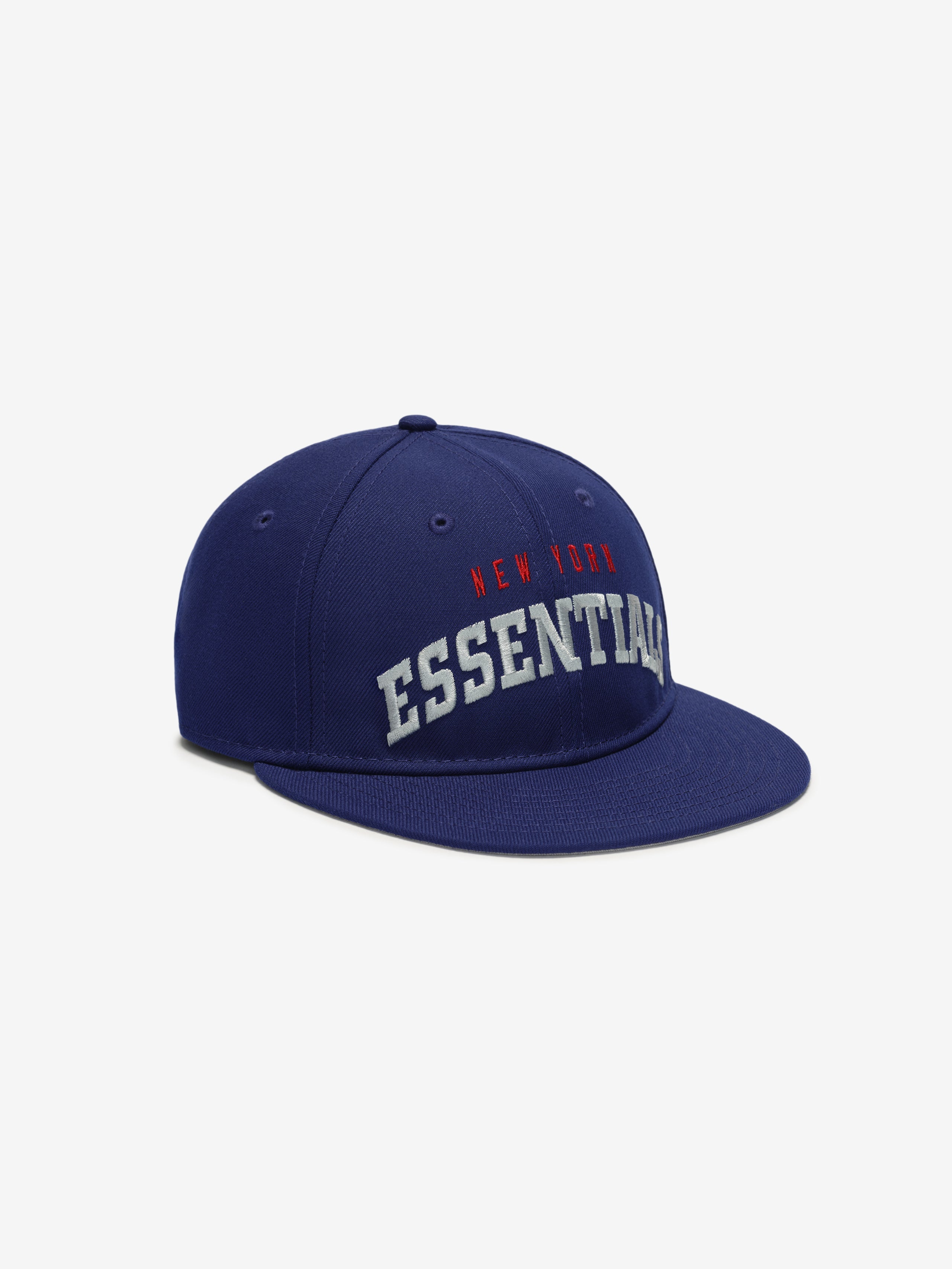 Angled front view of navy Giants 9Fifty RC Snapback embroidered with red New York and grey Essentials lettering, gallery image 0